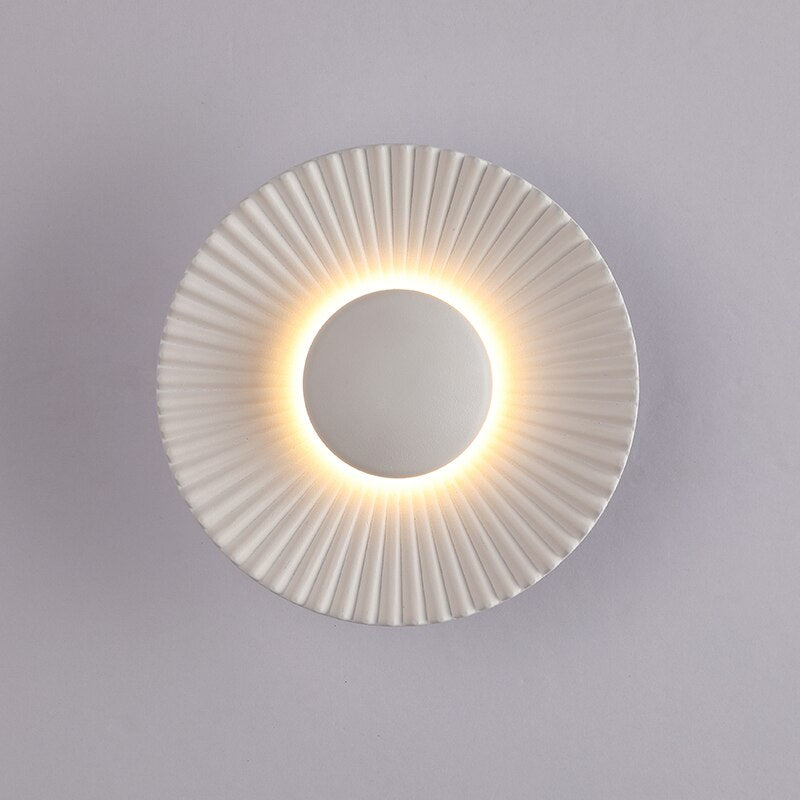 Hasna SunRay Wall Lamp | Modern Metallic Sun Design 9