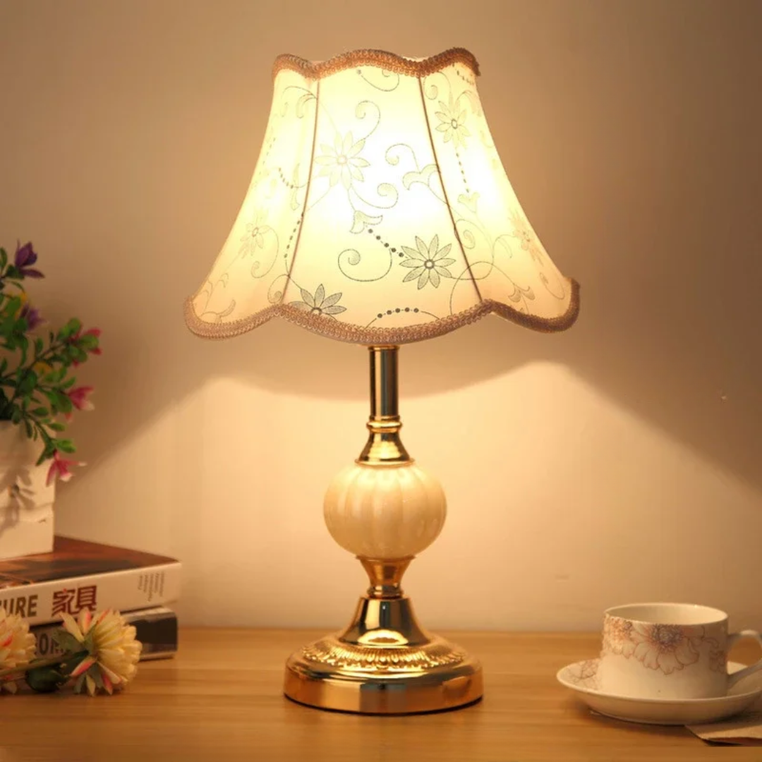 Quixy Vintage Scandinavian Table Lamp | Elegant Floral Design 3