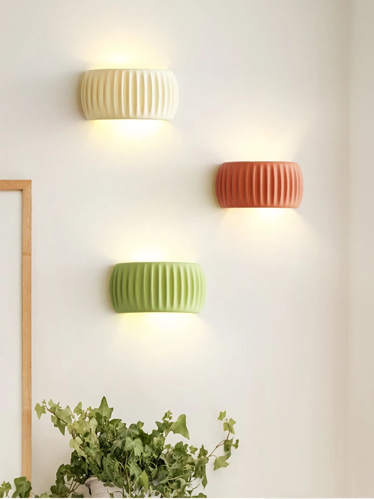French Resin Wall Lamp | Textured Modern Sconce 1