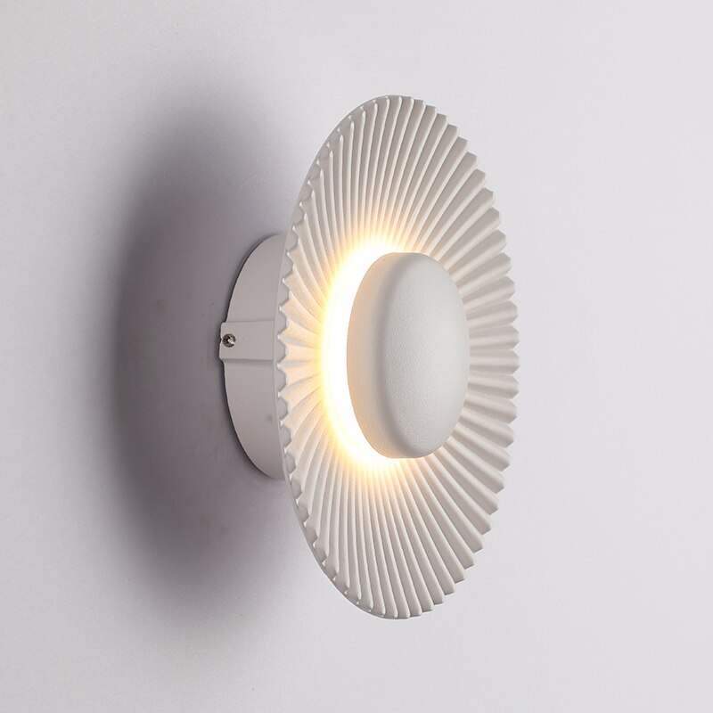 Hasna SunRay Wall Lamp | Modern Metallic Sun Design 7