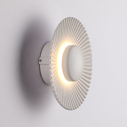 Hasna SunRay Wall Lamp | Modern Metallic Sun Design 7