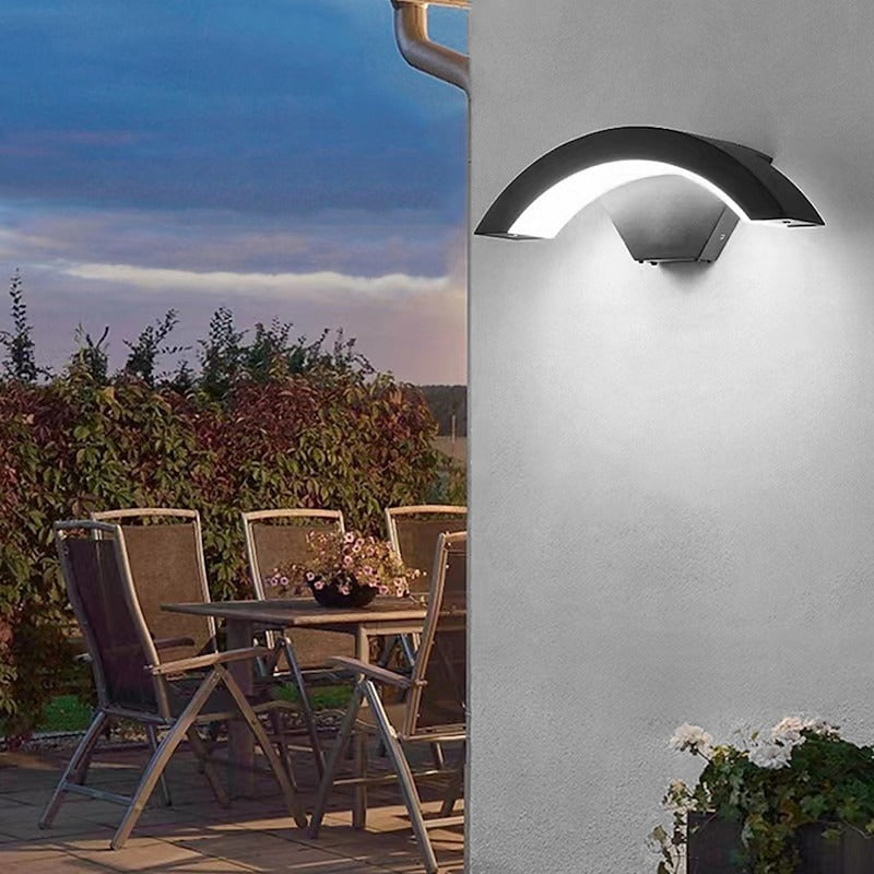 Modern Outdoor Wall Light | IP65 Waterproof Outdoor Wall Sconce with Elegant Curved Design for Stylish Exterior Ambiance 3