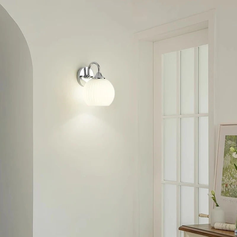 Quashion Wall Lamp | Chrome Modern Minimalist Design 4
